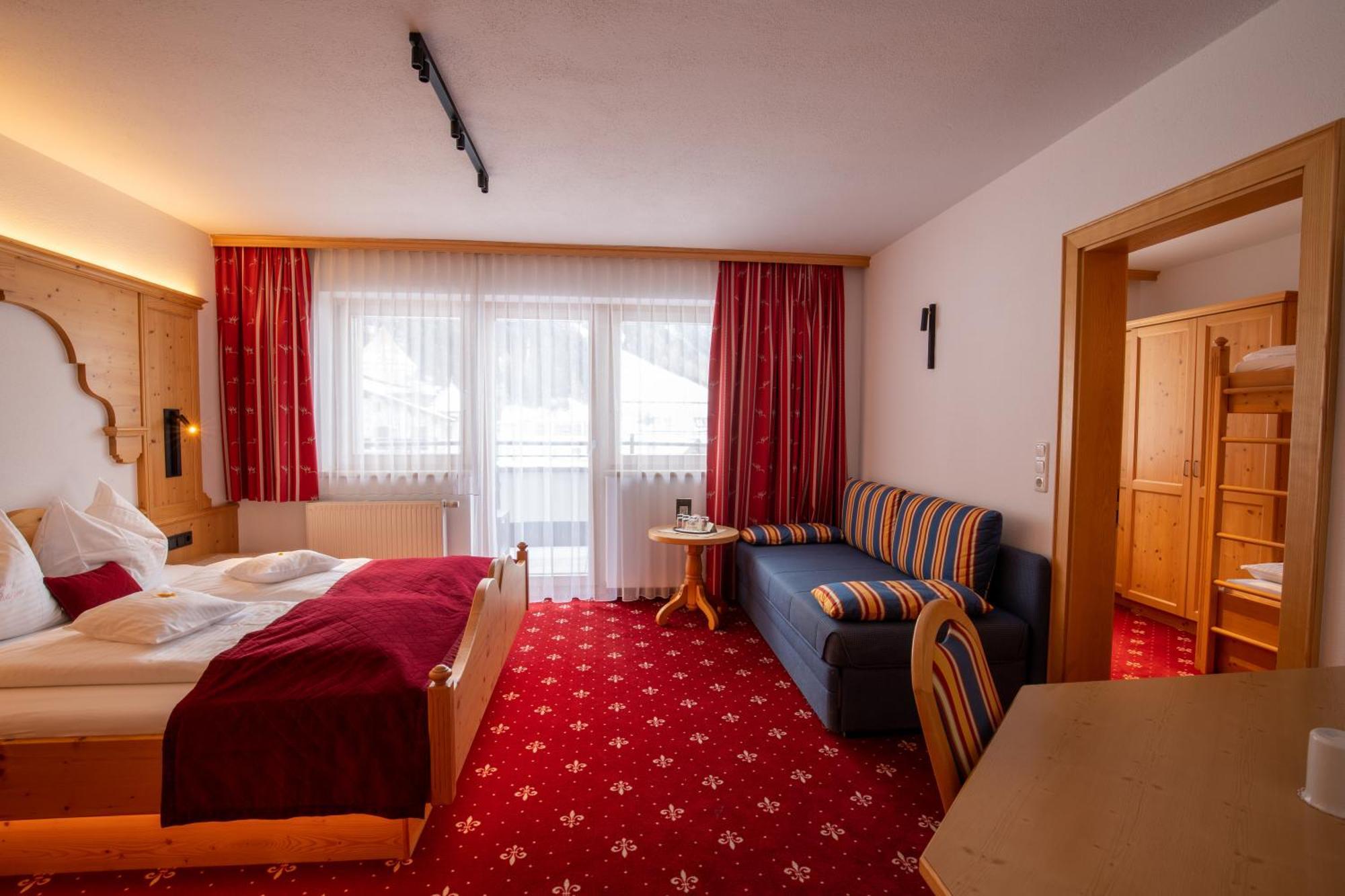 Hotel Garni Monte Bianco Ischgl Exterior foto