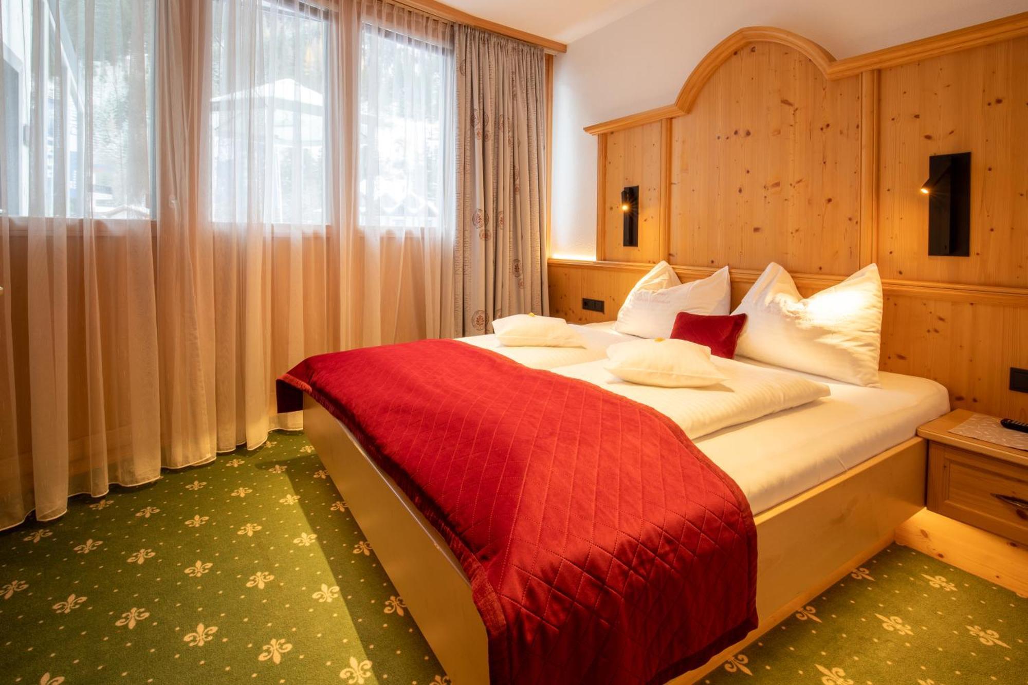 Hotel Garni Monte Bianco Ischgl Exterior foto